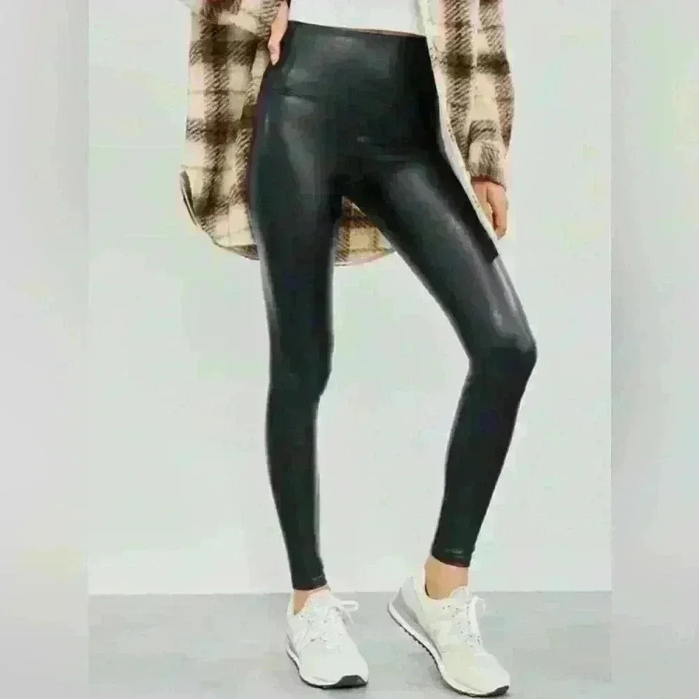 Aritzia  Wilfred Free Vegan Leather Leggings Black High Rise Lined Skinny Size S